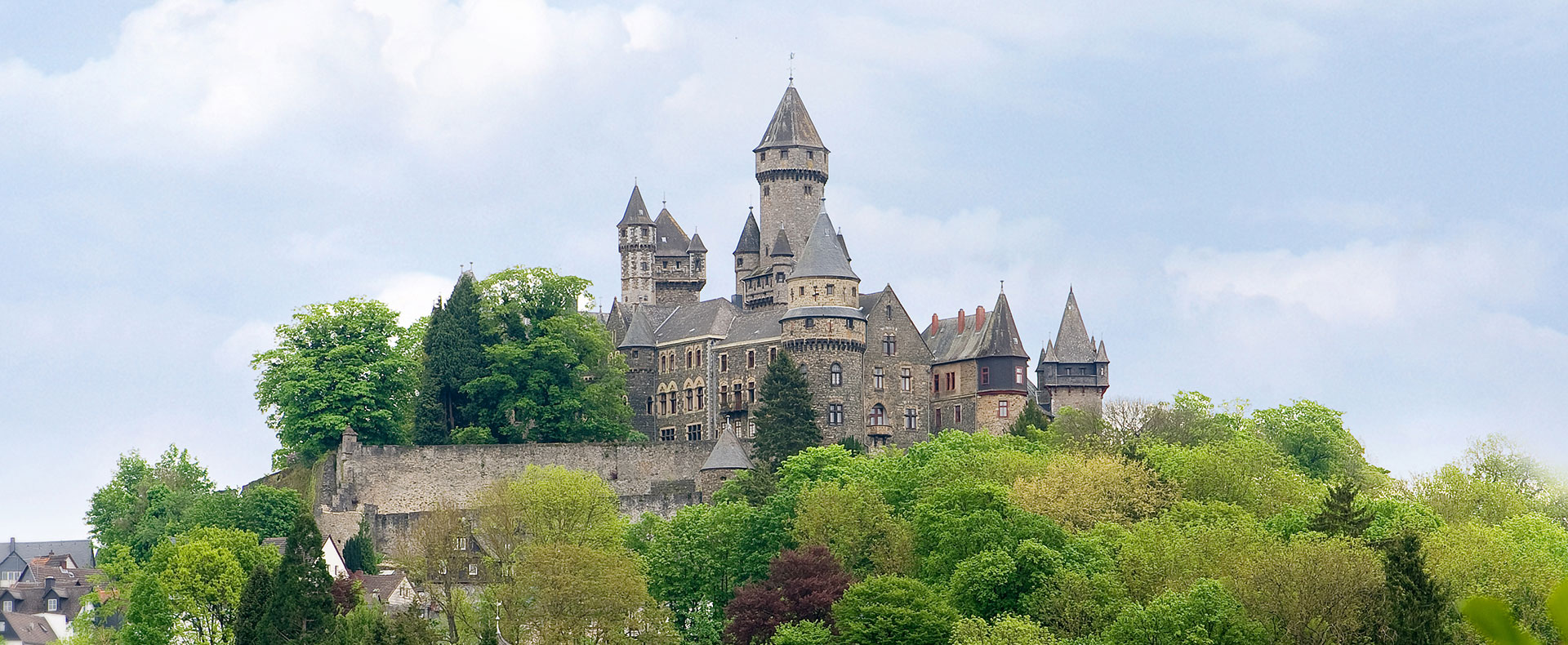 Schloss Braunfels In Hessen, Herzlich Willkommen Brand Kit And Logos